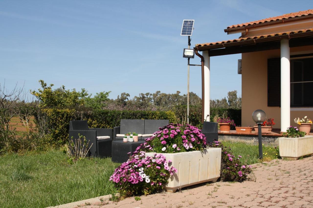 Villa Cabirol Fertilia Exterior foto